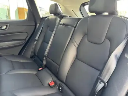 Photo 24 Volvo Xc60  T6 AWD Hybride rechargeable 253 ch+145 ch Geartronic 8