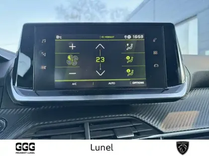 Photo 14 Peugeot 2008  PureTech 130 S&S EAT8