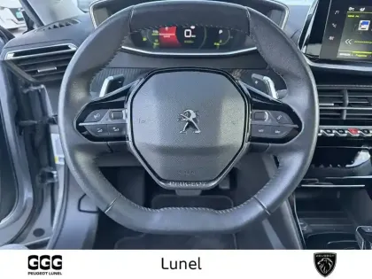 Photo 12 Peugeot 2008  PureTech 130 S&S EAT8