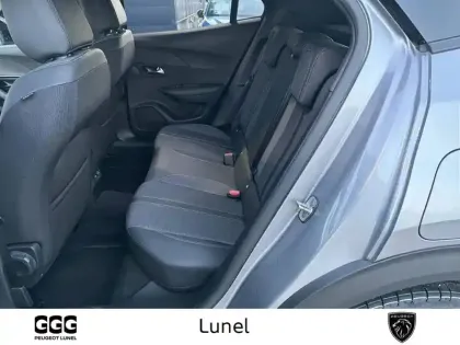 Photo 9 Peugeot 2008  PureTech 130 S&S EAT8