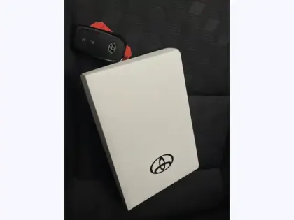 Photo 20 Toyota Yaris Hybride 116h Dynamic