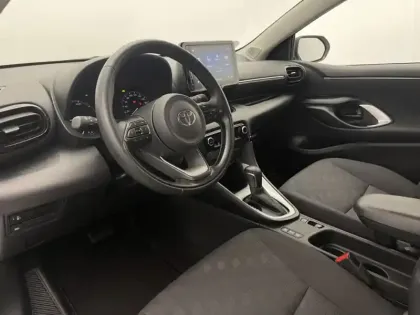 Photo 19 Toyota Yaris Hybride 116h Dynamic