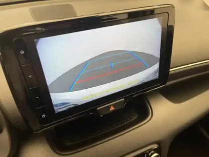 Photo 12 Toyota Yaris Hybride 116h Dynamic