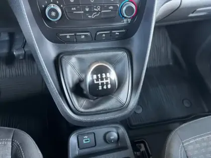 Photo 7 Ford Transit Connect Fourgonnette L2 1.0E 100ch E85 Trend