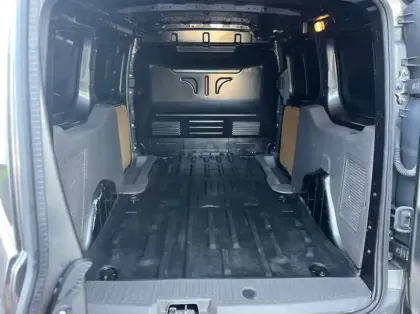 Photo 10 Ford Transit Connect Fourgonnette L2 1.0E 100ch E85 Trend