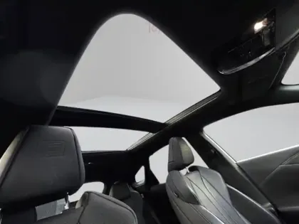 Photo 24 Lexus RX 500h F Sport Executive 4WD