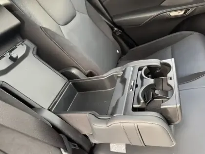 Photo 26 Lexus RX 500h F Sport Executive 4WD