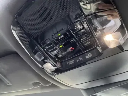 Photo 22 Lexus RX 500h F Sport Executive 4WD