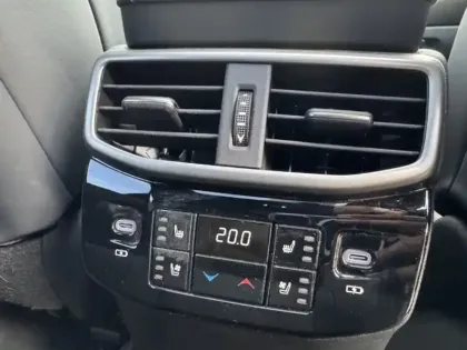 Photo 27 Lexus RX 500h F Sport Executive 4WD