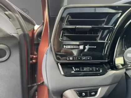 Photo 15 Lexus RX 500h F Sport Executive 4WD