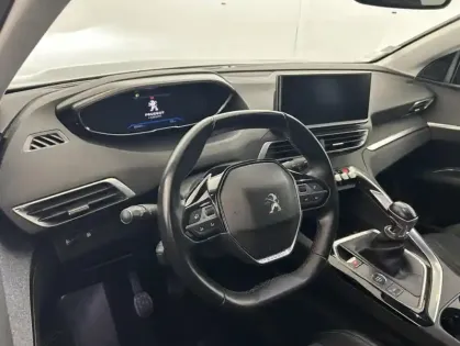 Photo 13 Peugeot 3008 1.2 PureTech 130ch Allure Pack