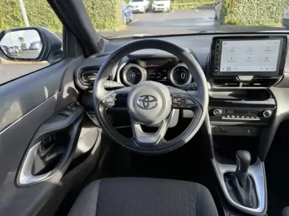 Photo 14 Toyota Yaris Hybride 1.5 HYBRID 116H DESIGN AUTO