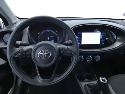 Photo 11 Toyota Aygo 1.0 VVT-i 72 Dynamic