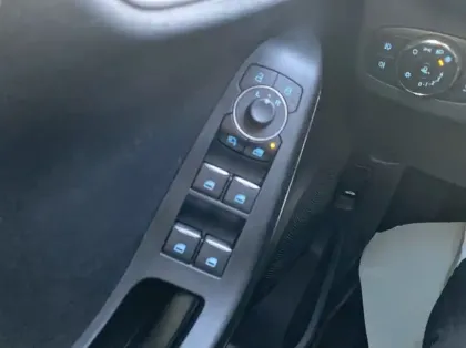 Photo 5 Ford Puma 1.0 Flexifuel 125ch S&amp;S mHEV ST-Line