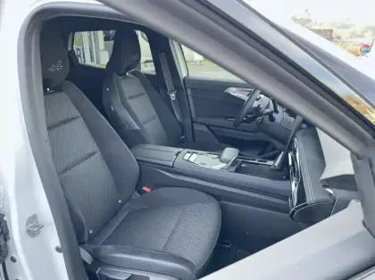 Photo 23 Renault Austral 1.2 E-Tech full hybrid 200ch esprit Alpine - 25