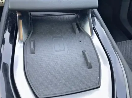 Photo 16 Renault Austral 1.2 E-Tech full hybrid 200ch esprit Alpine - 25