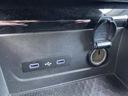 Photo 18 Renault Austral 1.2 E-Tech full hybrid 200ch esprit Alpine - 25