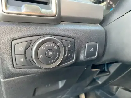 Photo 5 Ford Ranger Pick-up 2.0 TDCi 170ch Super Cab XLT