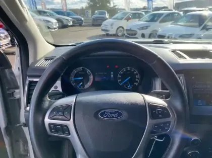 Photo 6 Ford Ranger Pick-up 2.0 TDCi 170ch Super Cab XLT