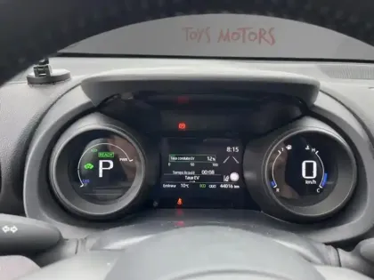 Photo 12 Toyota Yaris Hybride 1.5 HYBRID 116H DESIGN AUTO 2WD