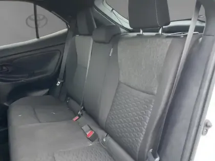 Photo 9 Toyota Yaris Hybride 1.5 HYBRID 116H DESIGN AUTO 2WD