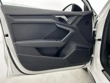 Photo 11 Audi A3 35 TFSI 150ch Mild Hybrid S line S tronic 7