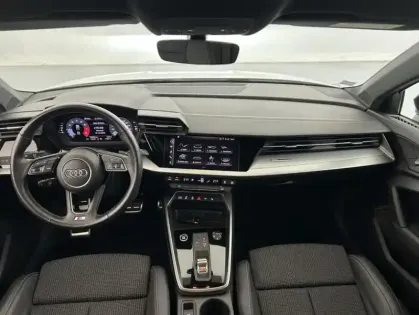 Photo 26 Audi A3 35 TFSI 150ch Mild Hybrid S line S tronic 7