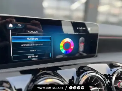 Photo 18 Mercedes Classe A 200 d AMG Line