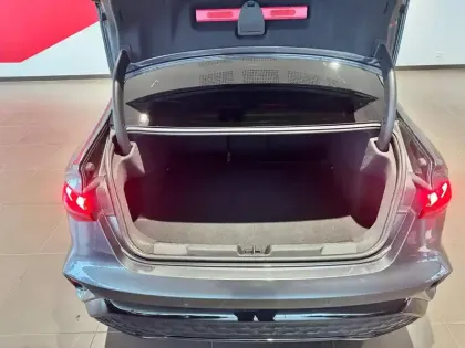 Photo 38 Audi A3  Berline 35 TFSI Mild Hybrid 150 S tronic 7