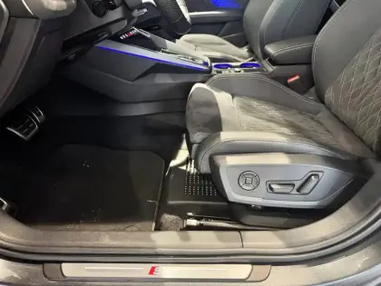 Photo 10 Audi A3  Berline 35 TFSI Mild Hybrid 150 S tronic 7