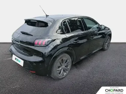 Photo 7 Peugeot 208  Electrique 50 kWh 136ch