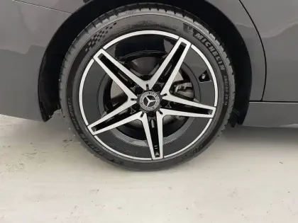 Photo 18 Mercedes Classe C  220 d 9G-Tronic