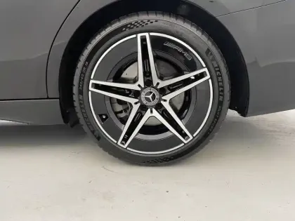 Photo 16 Mercedes Classe C  220 d 9G-Tronic