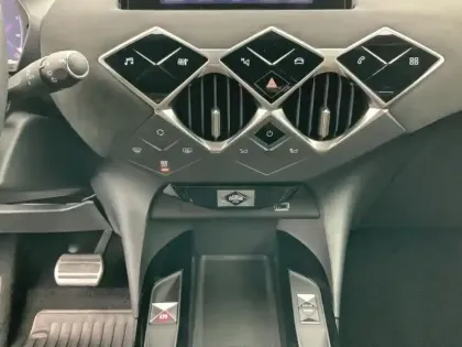 Photo 12 DS DS 3 DS3 Crossback PureTech 130 EAT8 Performance Line