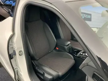 Photo 8 DS DS 3 DS3 Crossback PureTech 130 EAT8 Performance Line