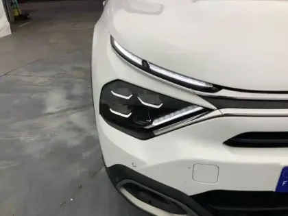 Photo 13 Citroën C4  PureTech 130 S&S EAT8 Shine