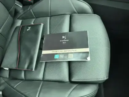 Photo 15 DS DS 7  Hybride Rechargeable E-Tense 360 EAT8 4x4 La Premiere