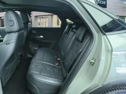 Photo 22 DS DS 7  Hybride Rechargeable E-Tense 360 EAT8 4x4 La Premiere