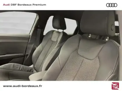 Photo 9 Audi A1 30 TFSI 116 ch S tronic 7 S line Plus