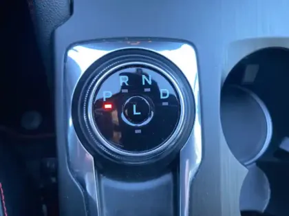 Photo 7 Ford Kuga 2.5 Duratec 190ch FHEV E85 ST-Line X BVA