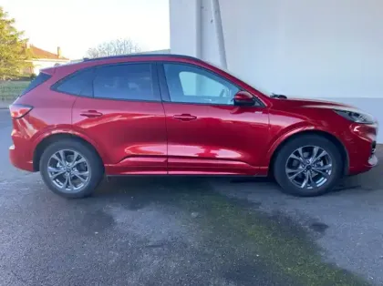 Photo 22 Ford Kuga 2.5 Duratec 190ch FHEV E85 ST-Line X BVA