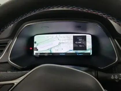 Photo 19 Renault Captur E-Tech full hybrid 145 ch esprit Alpine