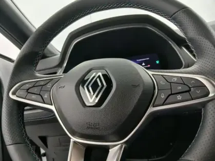 Photo 25 Renault Captur E-Tech full hybrid 145 ch esprit Alpine