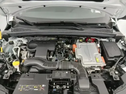 Photo 18 Renault Captur E-Tech full hybrid 145 ch esprit Alpine