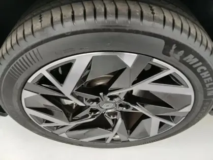 Photo 16 Renault Captur E-Tech full hybrid 145 ch esprit Alpine