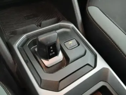 Photo 24 Dacia Duster Hybrid 140 Extreme