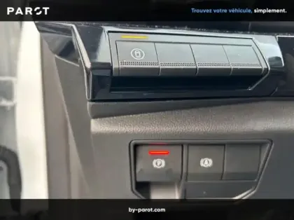 Photo 20 Renault Austral 1.2 E-Tech full hybrid 200ch esprit Alpine - 25