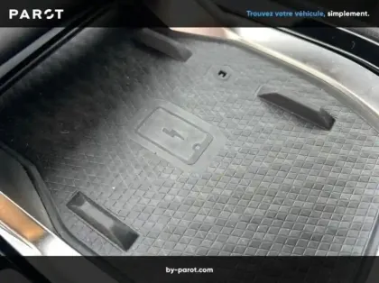 Photo 14 Renault Austral 1.2 E-Tech full hybrid 200ch esprit Alpine - 25