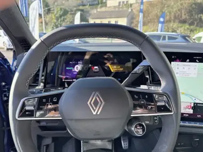 Photo 6 Renault Austral 1.2 E-Tech full hybrid 200ch Techno esprit Alpine - 24