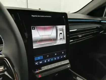 Photo 25 Renault Austral E-Tech full hybrid 200 GSR2 Iconic esprit Alpine